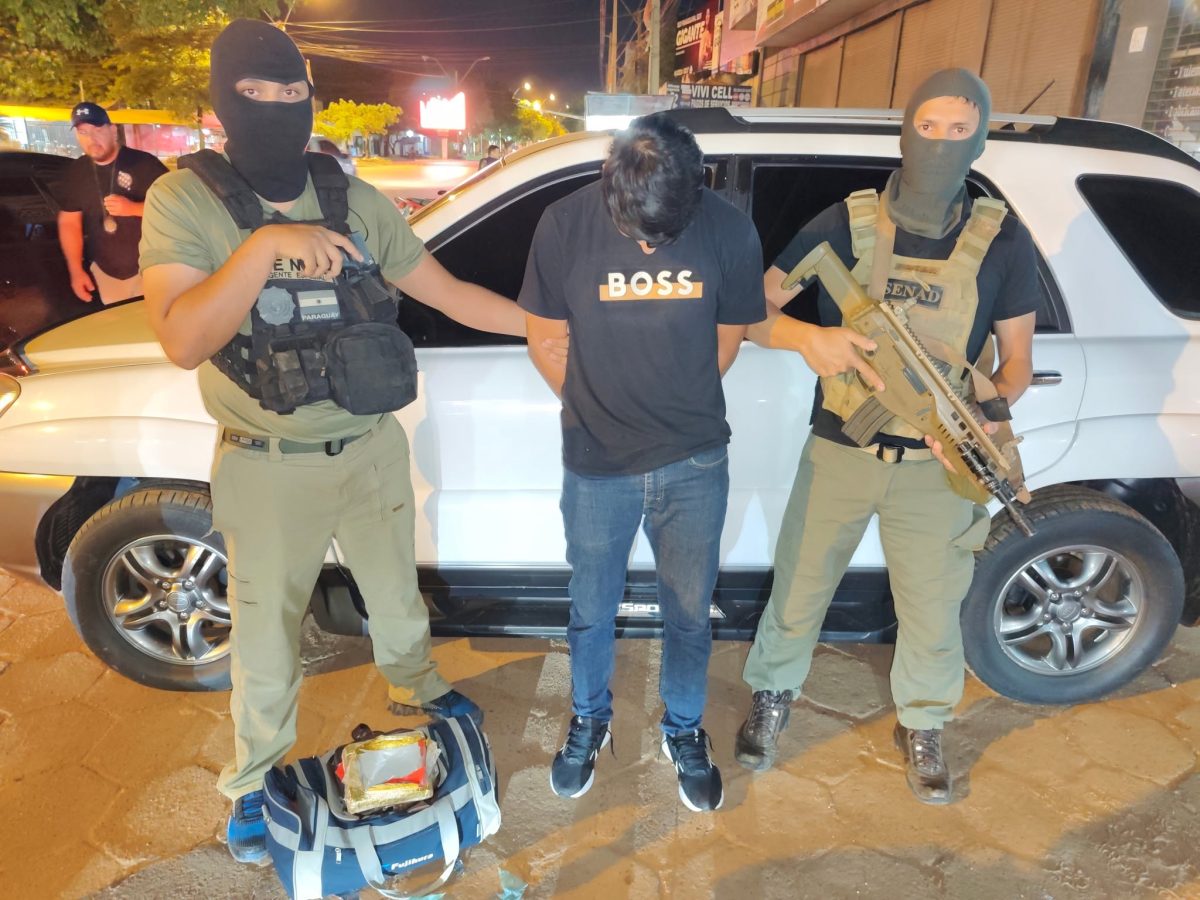 La SENAD incauta más de 1,7 kilos de presunta cocaína en una rotonda de Concepción