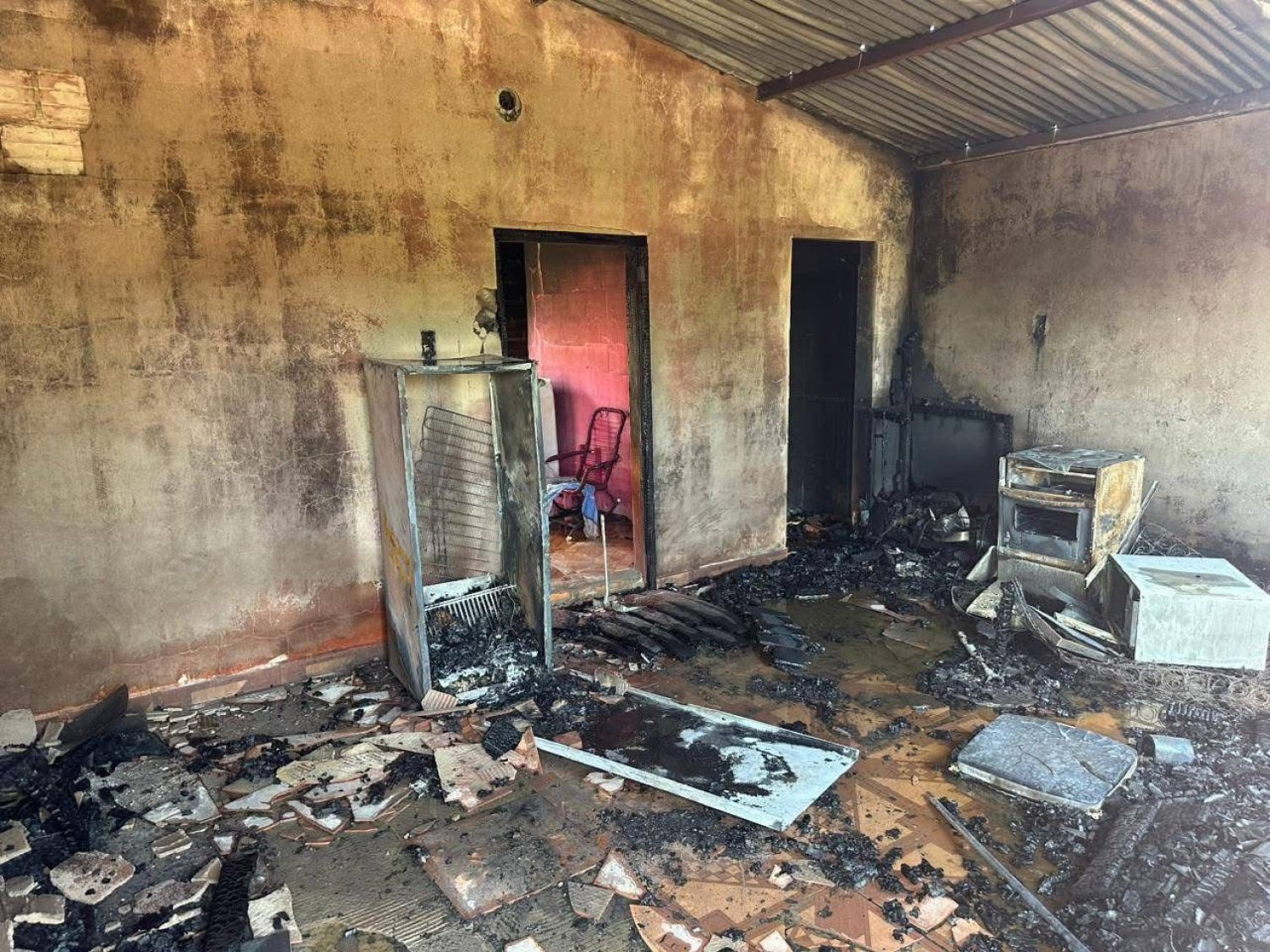 Hombre incendia la casa de su ex pareja tras discusión en Concepción