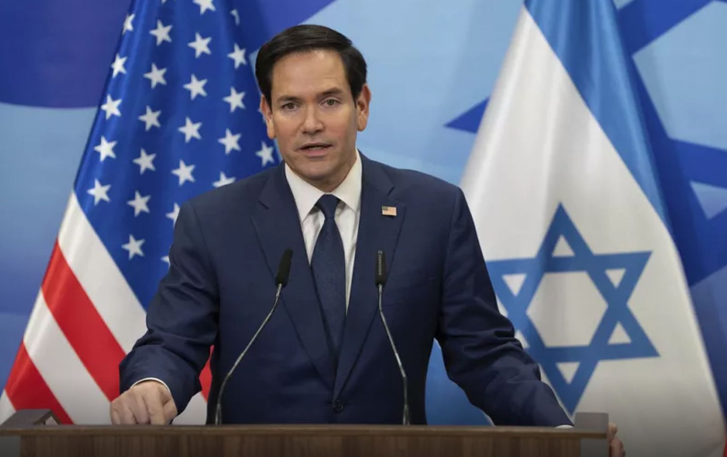 La embajada de EEUU en Israel evacuará a todo su personal no indispensable y a los familiares por “riesgos de seguridad”