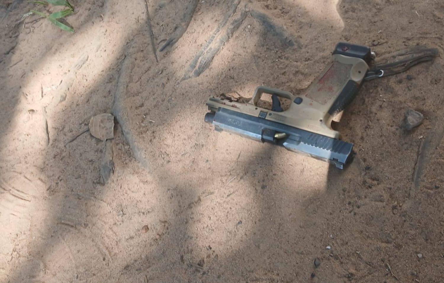 Militar resulta gravemente herido tras presunto disparo accidental en Arroyito