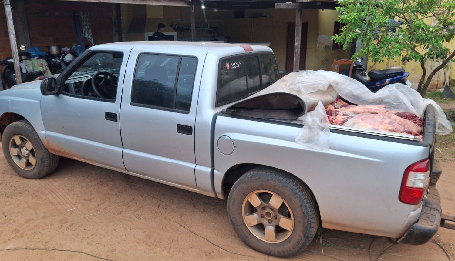 Detienen a dos hombres con mas de 600 kilos de carne de dudosa procedencia