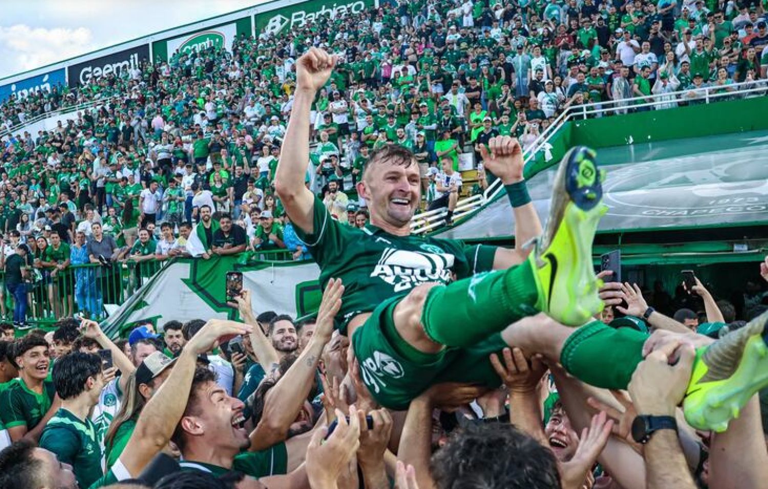 Chapecoense avanza a semis con otro tanto de su artillero paraguayo