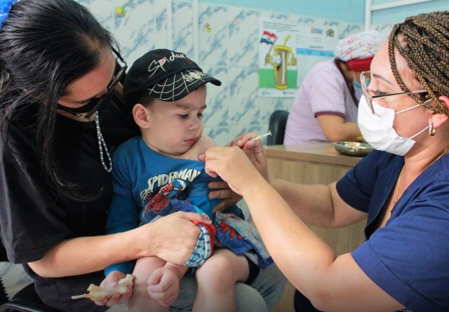 Inician segunda etapa de vacunación contra la influenza dirigida a bebés de 6 a 35 meses de edad