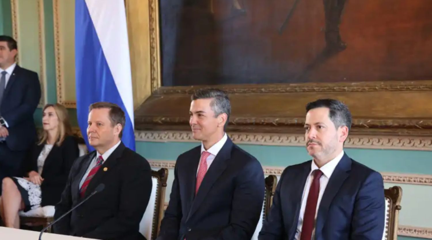 Peña asegura que el Gobierno pagará deudas a constructoras y farmacéuticas