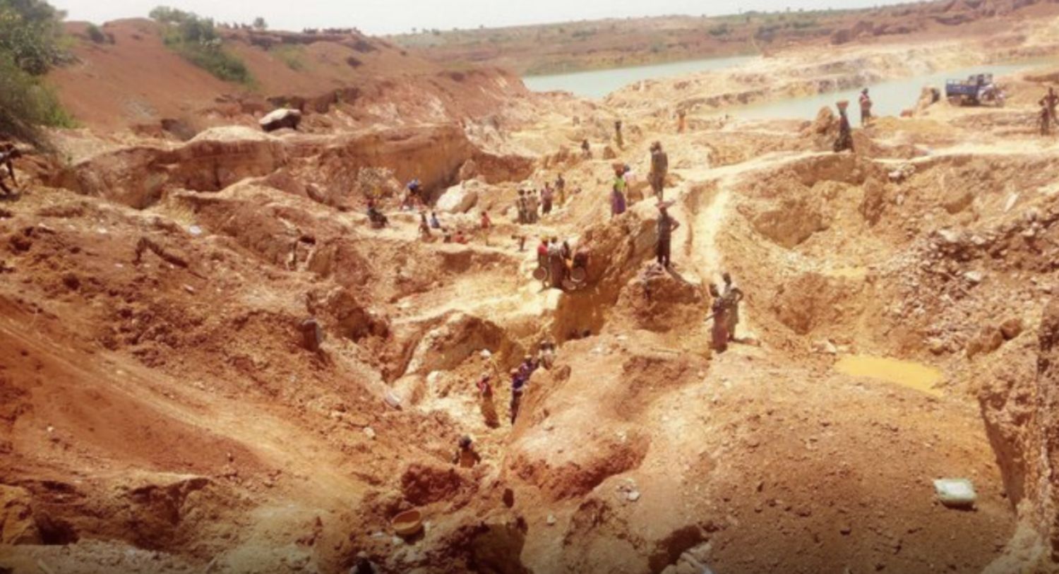 Mueren 38 mineros por explosión de gas en centro de Nigeria